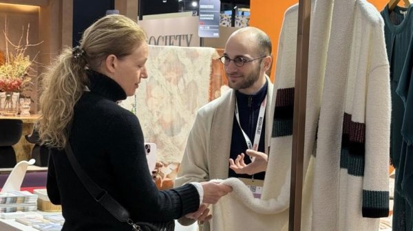 藏在春日里的专属仪式感，原来是不撞款的美学与精致