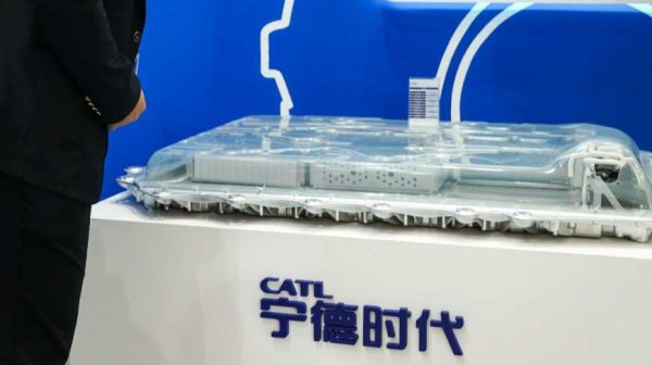 报告称霍尔木兹海峡通航恢复有限