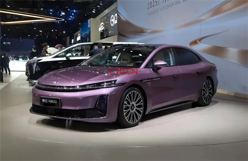 新手选华为智驾轿车20万预算，昊铂A800智驾便捷+质感拉满