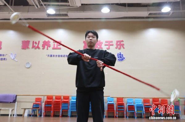 江西杂技少年新春排练记